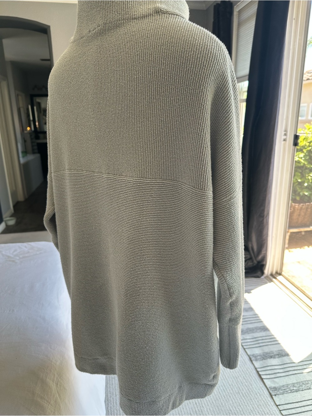 Free People gray funnel neck ribbed sweater, size large - Picture 6 of 13